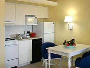 Islander Resort - image 6