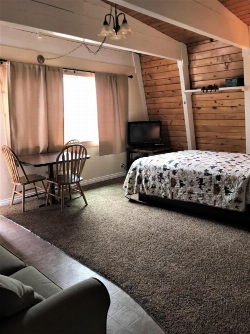 Drift Lodge - image 32