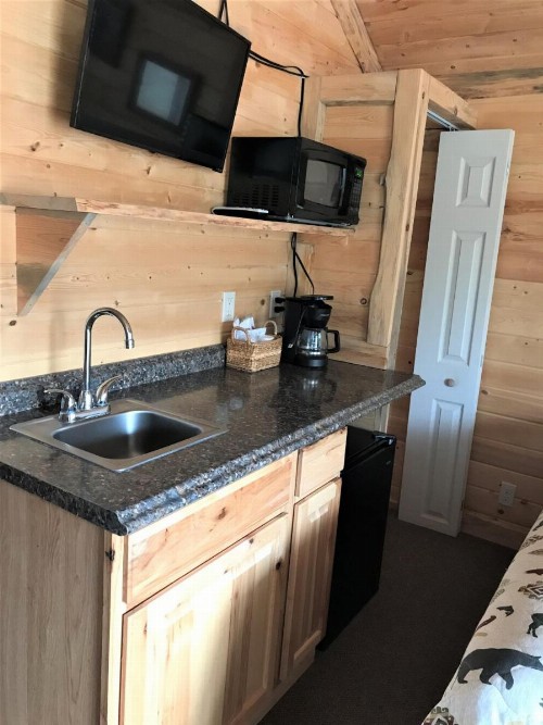 Drift Lodge - image 34