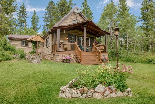 Grandma's Cabin - image 28