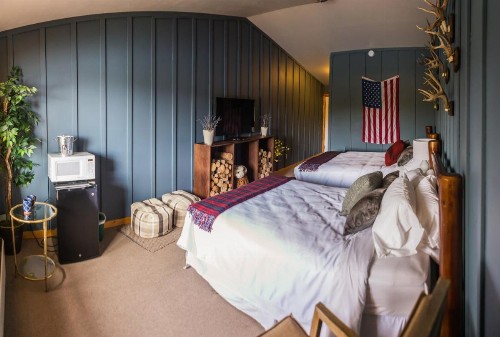 Angler's Lodge - image 28