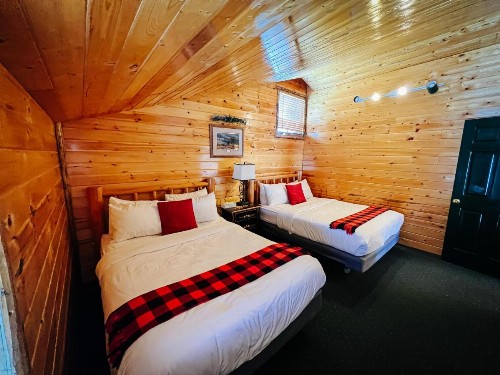 Angler's Lodge - image 3