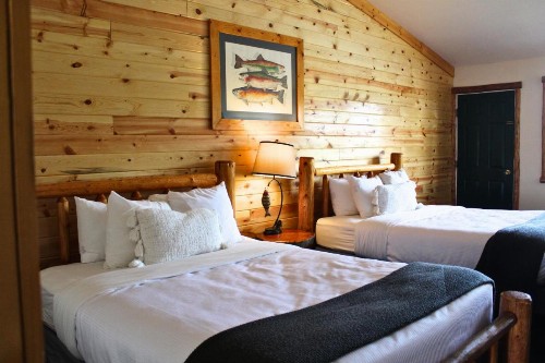 Angler's Lodge - image 38