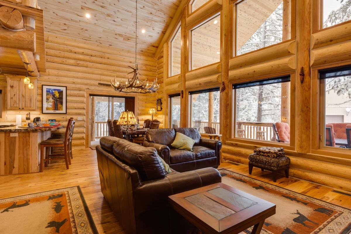 Lumberjack Lodge by KABINO - image 2