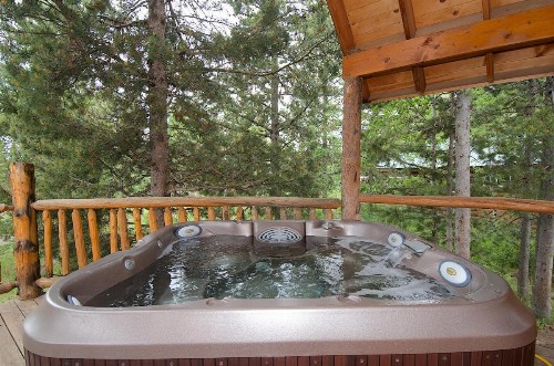 Trappers Chalet by KABINO
