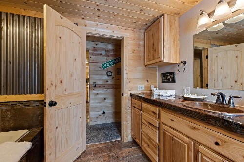Huckleberry Hollow by KABINO - image 35