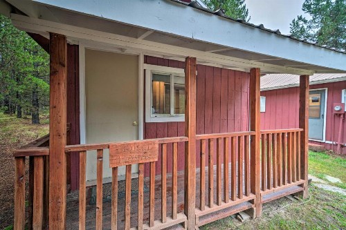 2 Cozy Cabins with Snowmobile Parking Near the Lake! - image 9