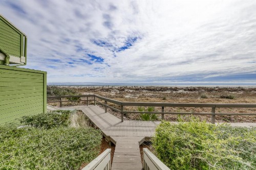 Mariner's Walk Condos - image 1