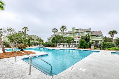 Mariner's Walk Condos - image 7