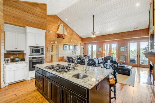 Palm Boulevard 2803 - image 10
