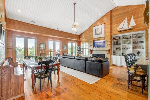 Palm Boulevard 2803 - image 8