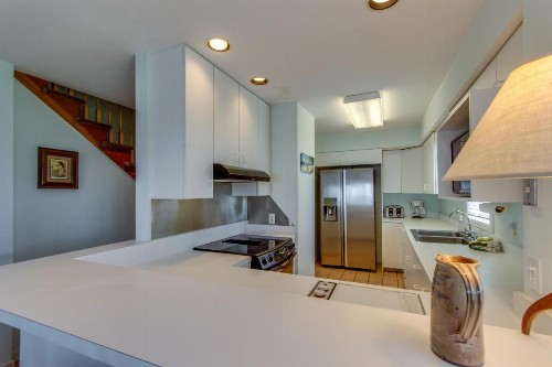 Beach Club 29 - image 12