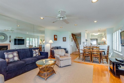 Beach Club 29 - image 8