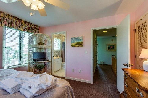 Beach Club 29 - image 9