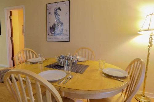 Flip Flop Inn - image 22