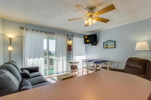 Sea Cabin 228-B - image 6