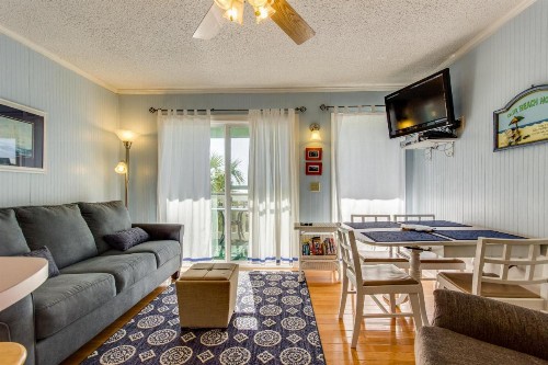 Sea Cabin 228-B - image 7