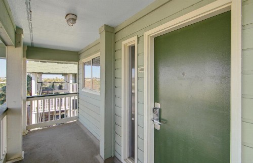 Sea Cabin 318-B - image 11