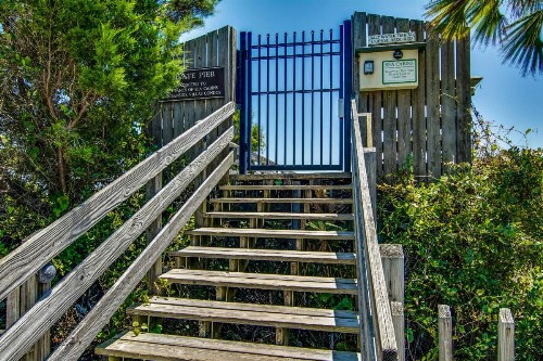 Sea Cabin 318-B - image 6
