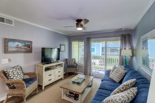 101A Oceanside - image 12
