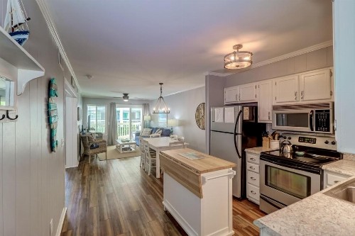 101A Oceanside - image 6
