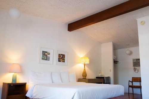 The Grayhaven Motel - image 17