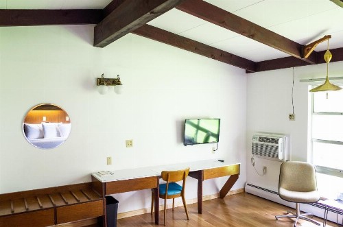 The Grayhaven Motel - image 33