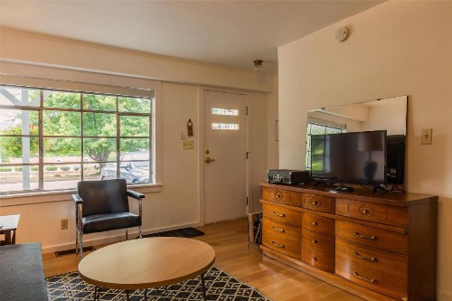The Grayhaven Motel - image 36