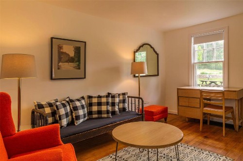 The Grayhaven Motel - image 37