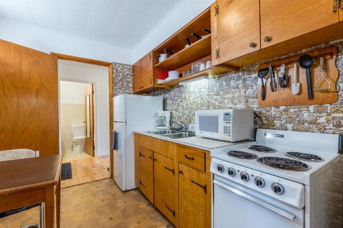 The Grayhaven Motel - image 49
