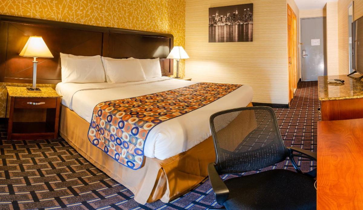 Elmhurst Hotel - main image