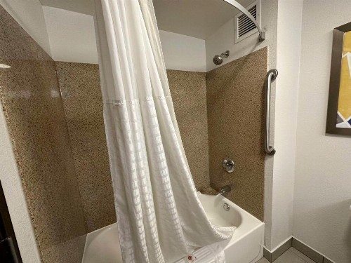 Comfort Suites Jackson - Cape Girardeau - image 23