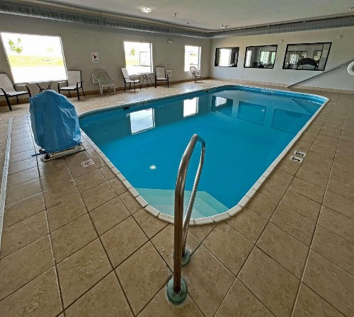 Comfort Suites Jackson - Cape Girardeau - image 24