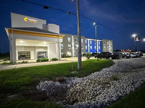 Comfort Suites Jackson - Cape Girardeau - image 3