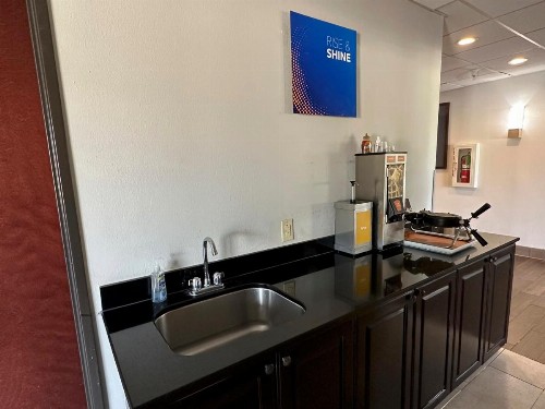 Comfort Suites Jackson - Cape Girardeau - image 36