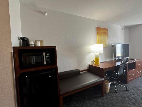 Comfort Suites Jackson - Cape Girardeau - image 47