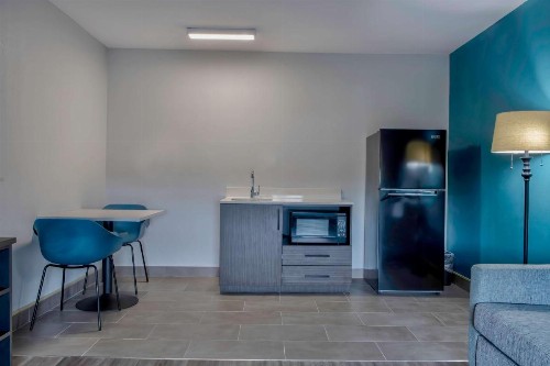 Best Value Inn and Suites - image 10