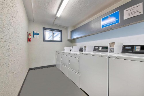 Best Value Inn and Suites - image 23
