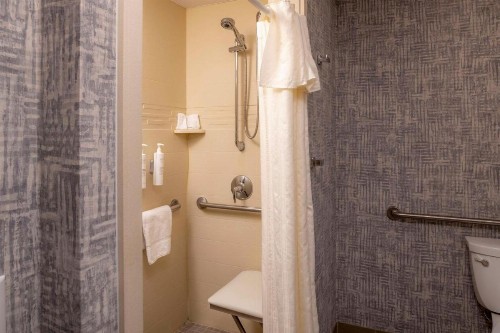 Homewood Suites by Hilton Jackson - image 32