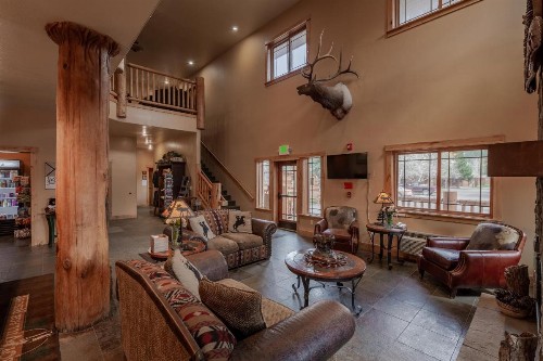 Cowboy Village Resort - image 10