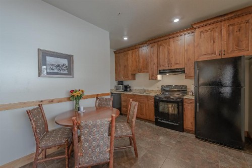 Cowboy Village Resort - image 47