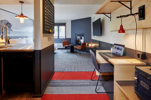 Mountain Modern Motel - image 42