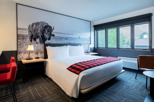 Mountain Modern Motel - image 46