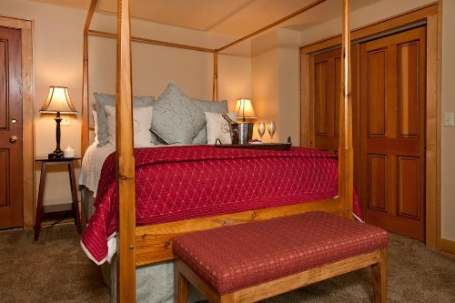 Inn on The Creek - image 20