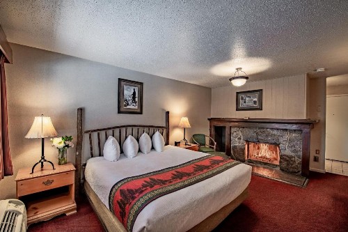 Antler Inn - image 20