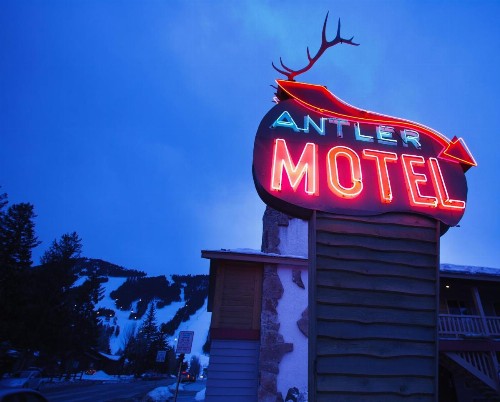 Antler Inn - image 29