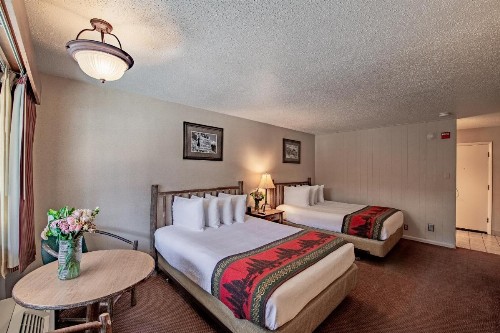 Antler Inn - image 32