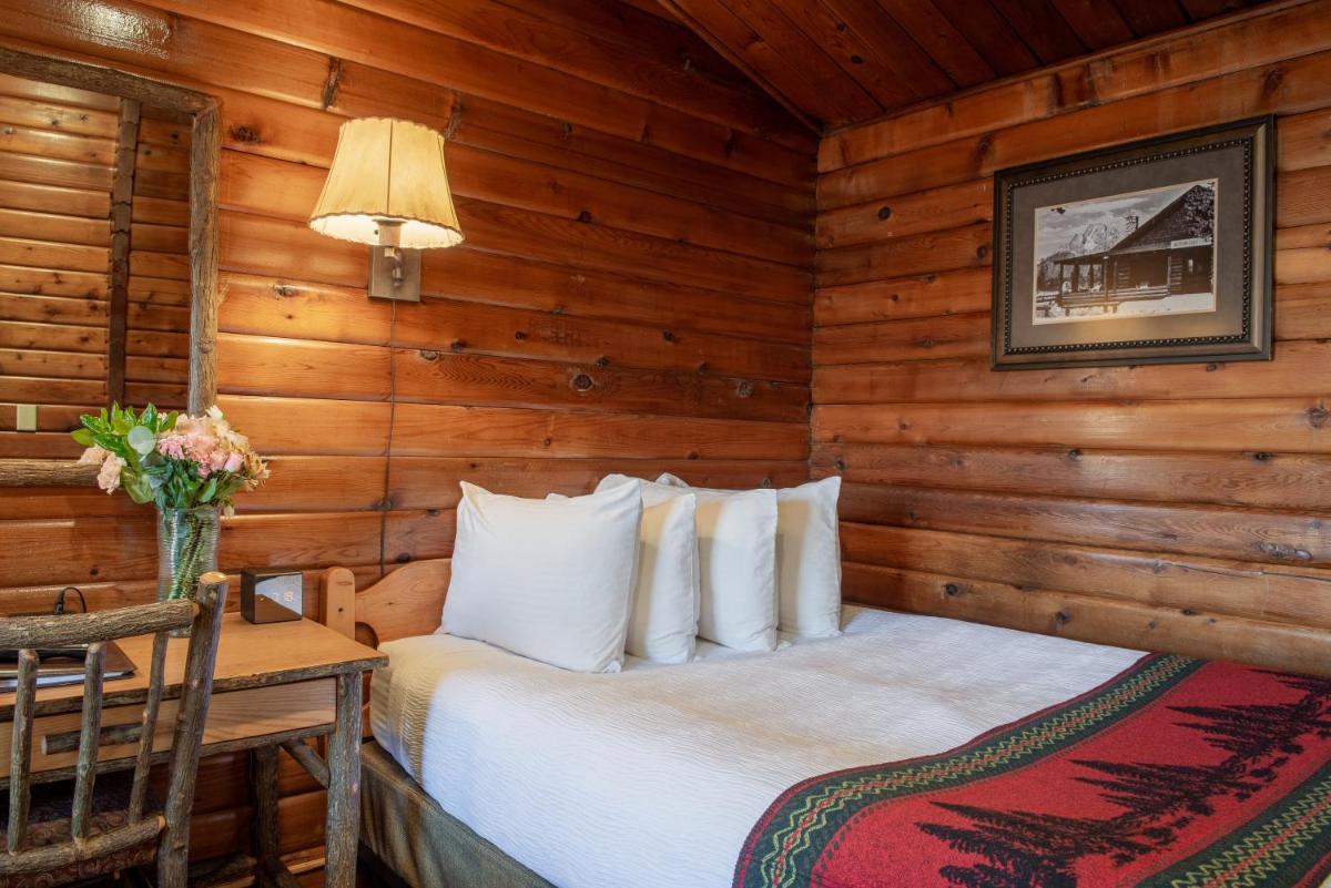 Antler Inn - image 5