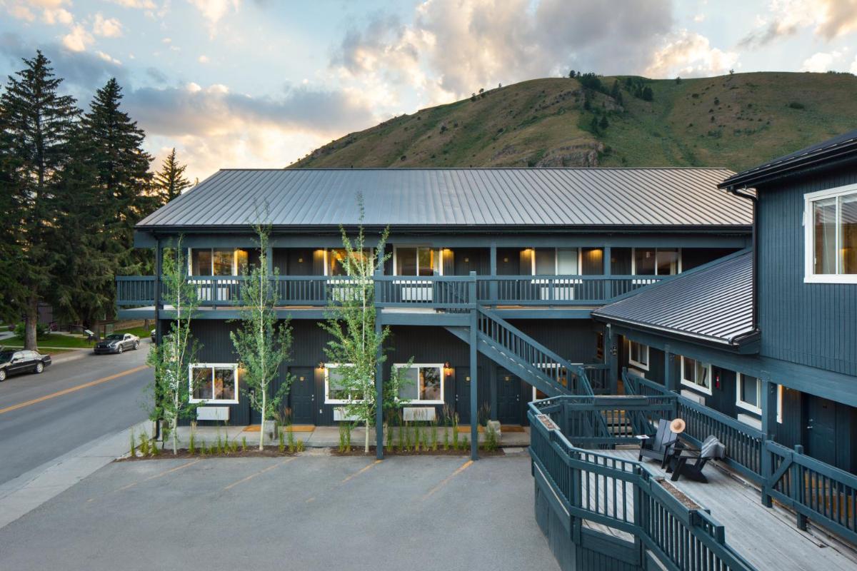 Anvil Hotel - main image