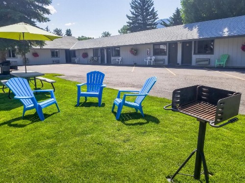 Alpine Motel - image 4